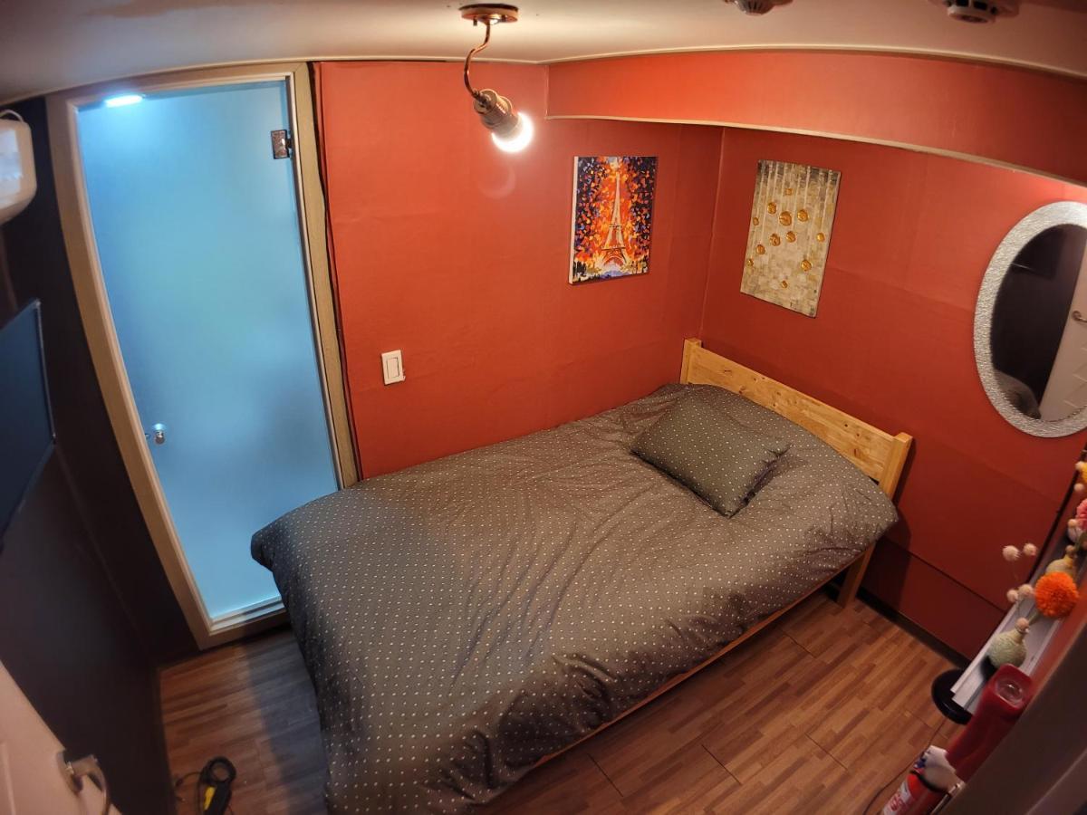 Olive Hostel W Seoul Bagian luar foto