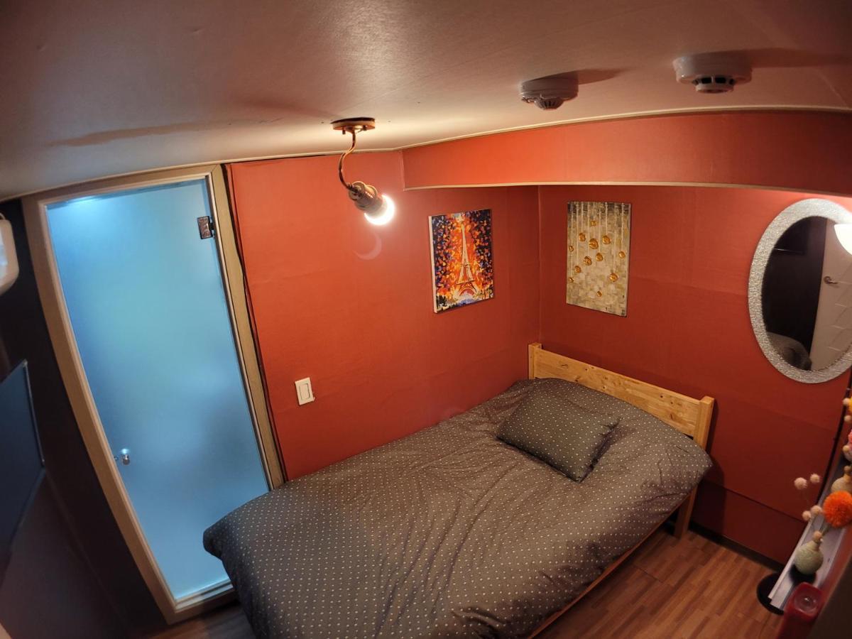Olive Hostel W Seoul Bagian luar foto