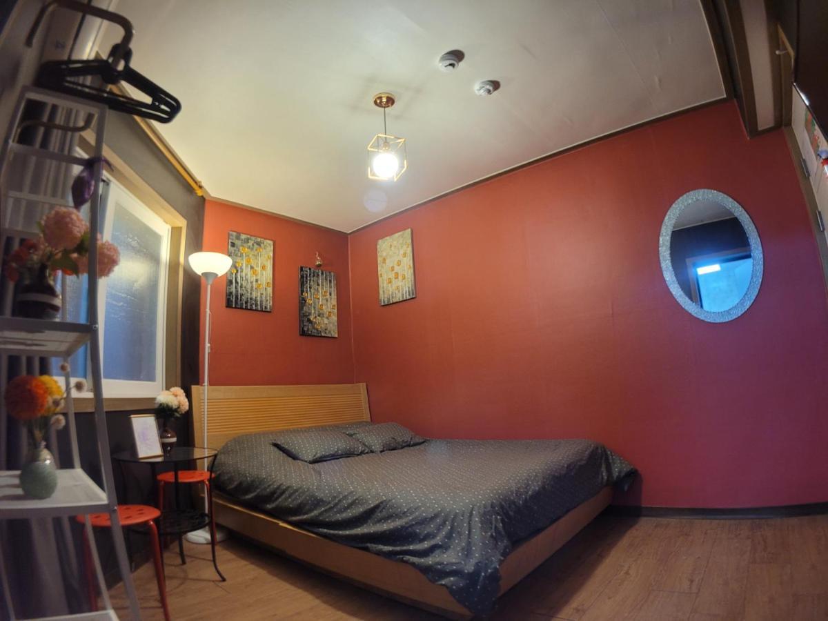 Olive Hostel W Seoul Bagian luar foto