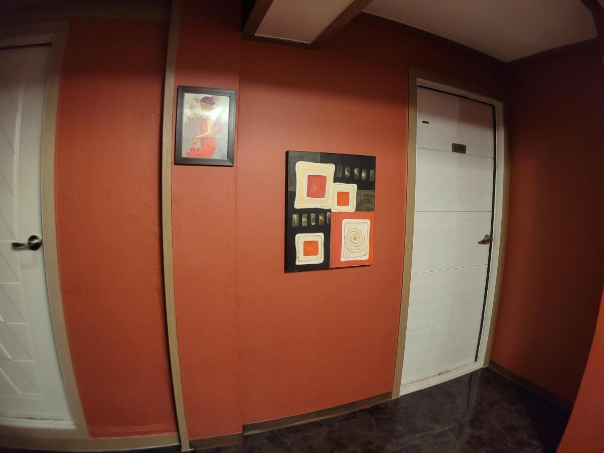 Olive Hostel W Seoul Bagian luar foto