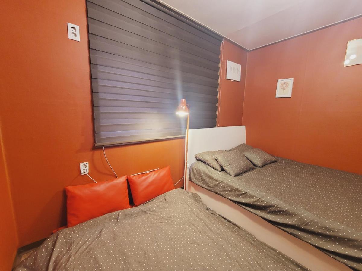 Olive Hostel W Seoul Bagian luar foto