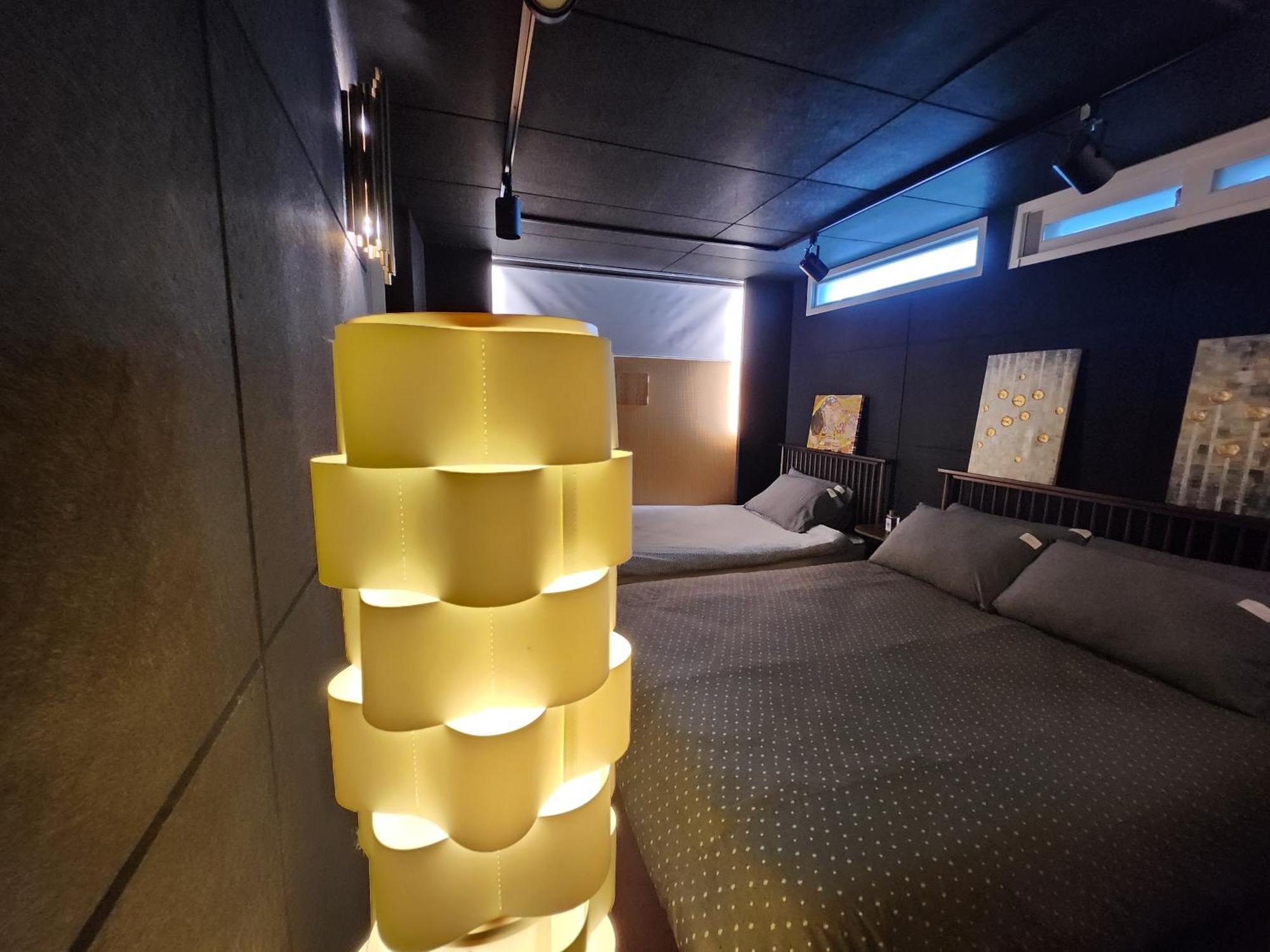 Olive Hostel W Seoul Bagian luar foto
